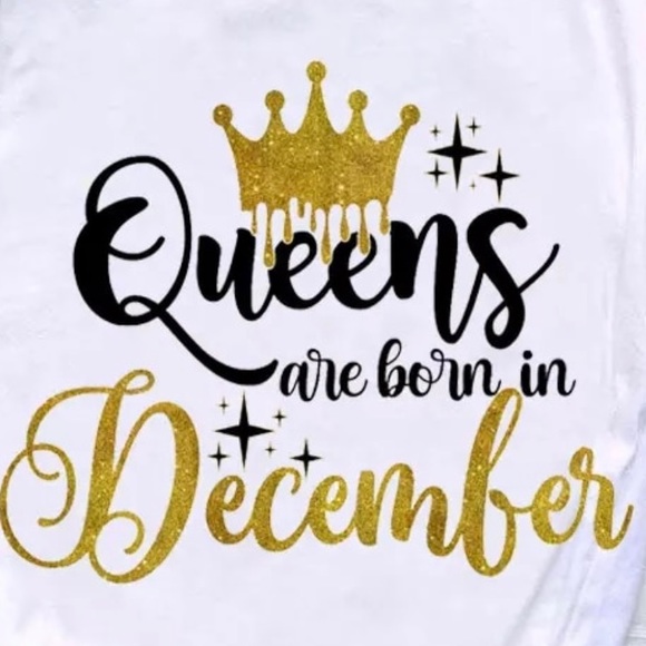 It's the Queen's Birthday in December Tee-Shirt - Picture 3 of 4